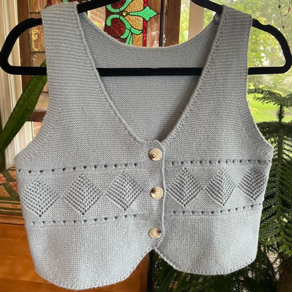 SHEIN Light Gray Knit Button-Front Women's Vest